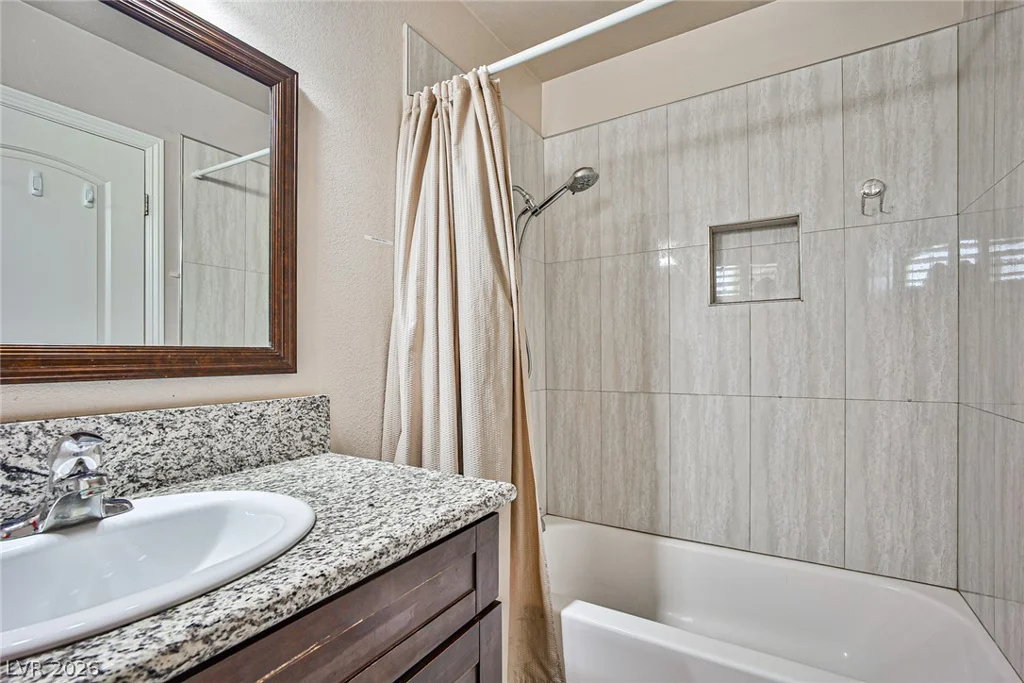 5323 Holbrook, Las Vegas, NV 89103
