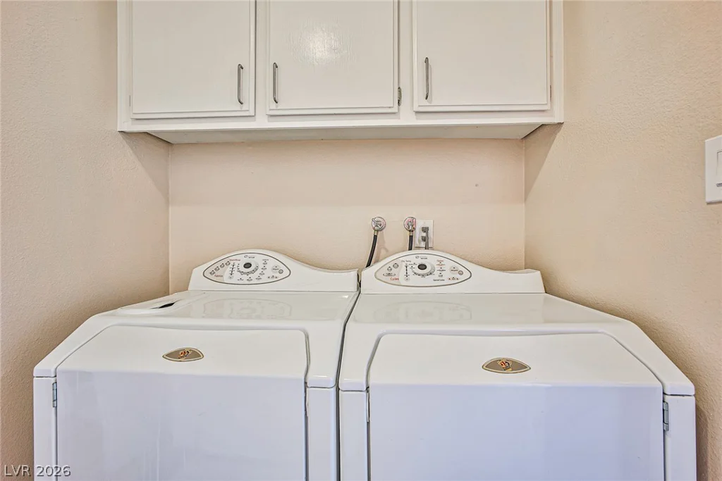 5323 Holbrook, Las Vegas, NV 89103