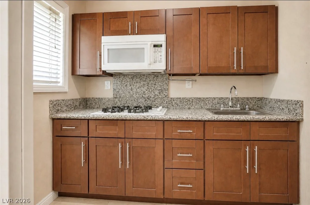 5323 Holbrook, Las Vegas, NV 89103