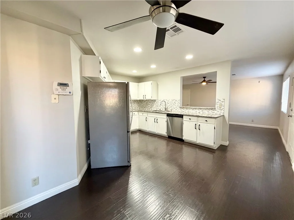 5141 Pioneer, Las Vegas, NV 89146