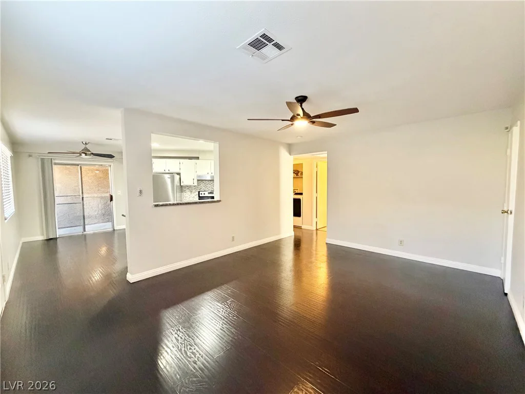 5141 Pioneer, Las Vegas, NV 89146