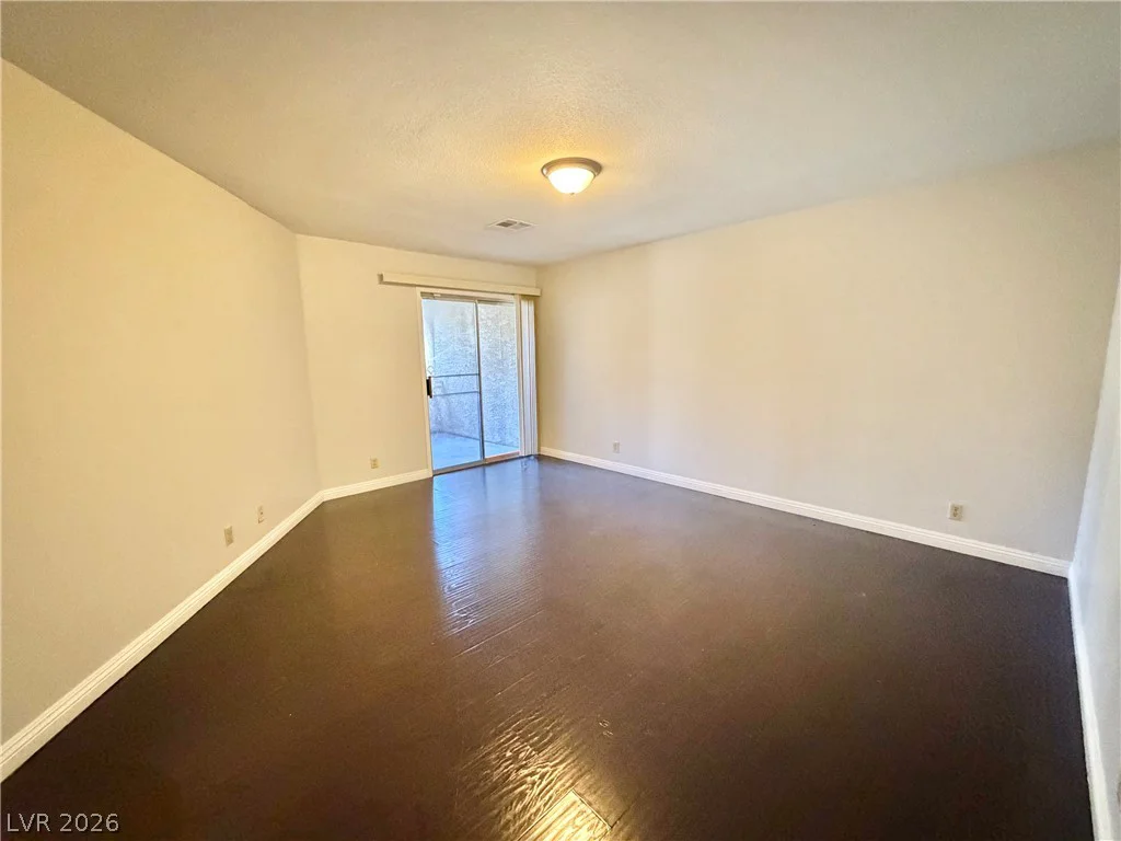5141 Pioneer, Las Vegas, NV 89146