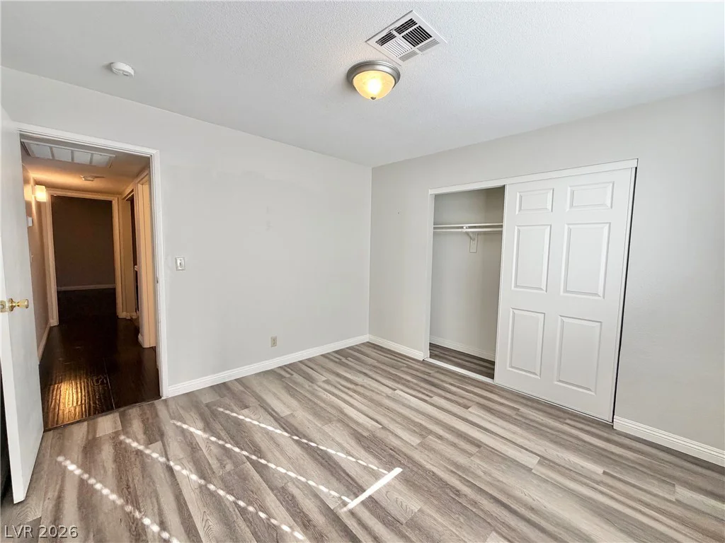 5141 Pioneer, Las Vegas, NV 89146