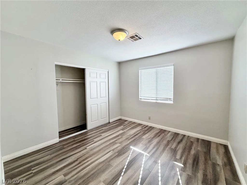 5141 Pioneer, Las Vegas, NV 89146