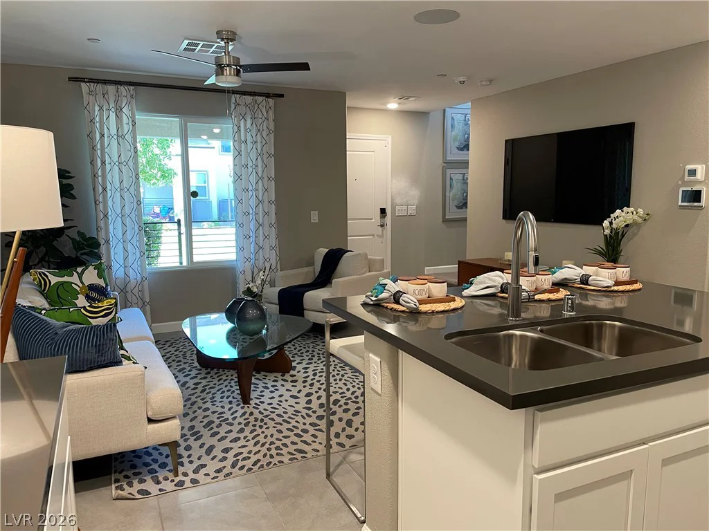 3538 Alpheus River, Las Vegas, NV 89106