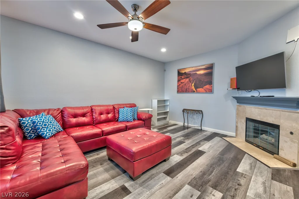 5250 Rainbow, Las Vegas, NV 89118