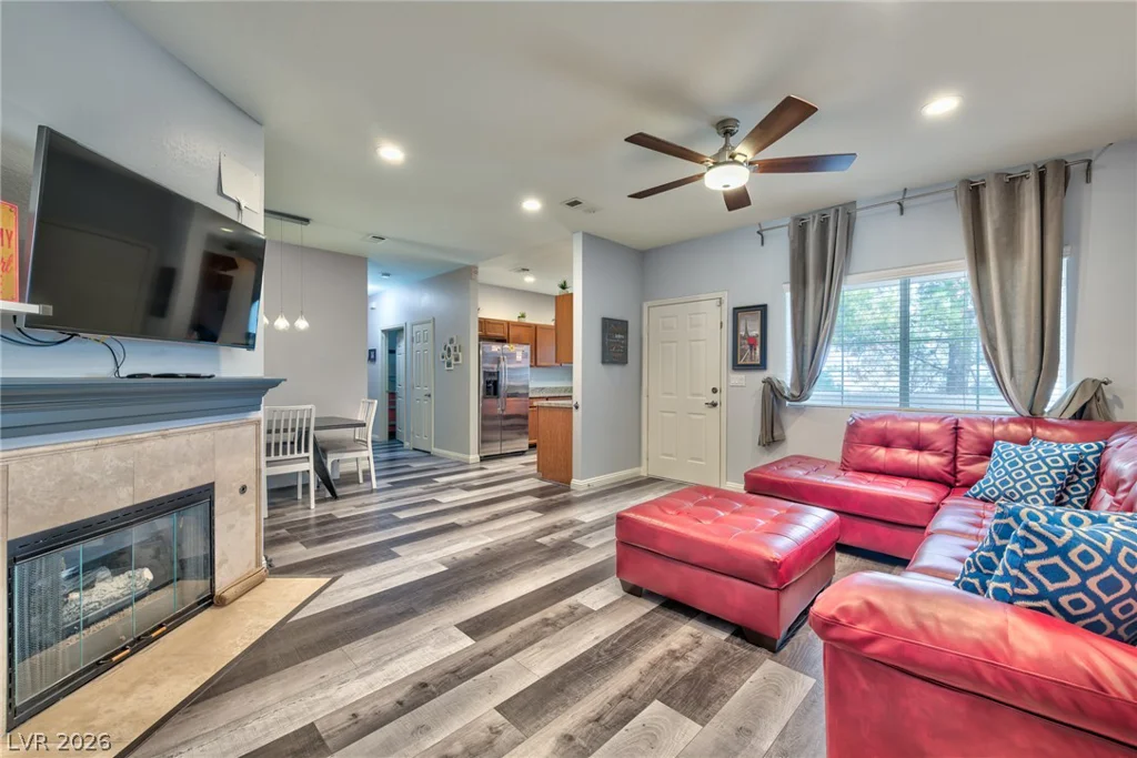 5250 Rainbow, Las Vegas, NV 89118