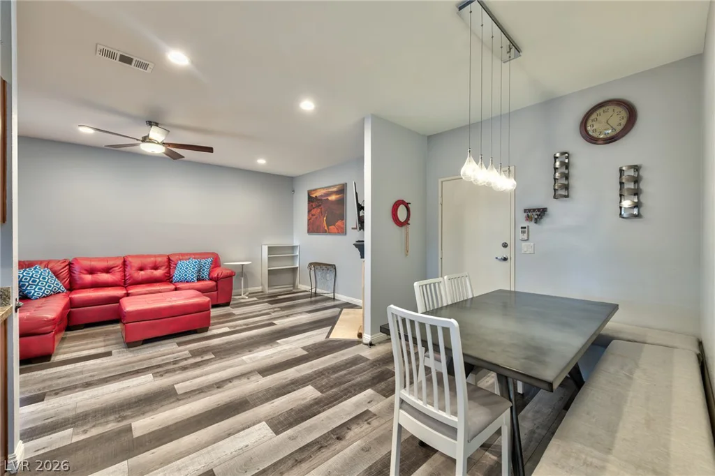 5250 Rainbow, Las Vegas, NV 89118