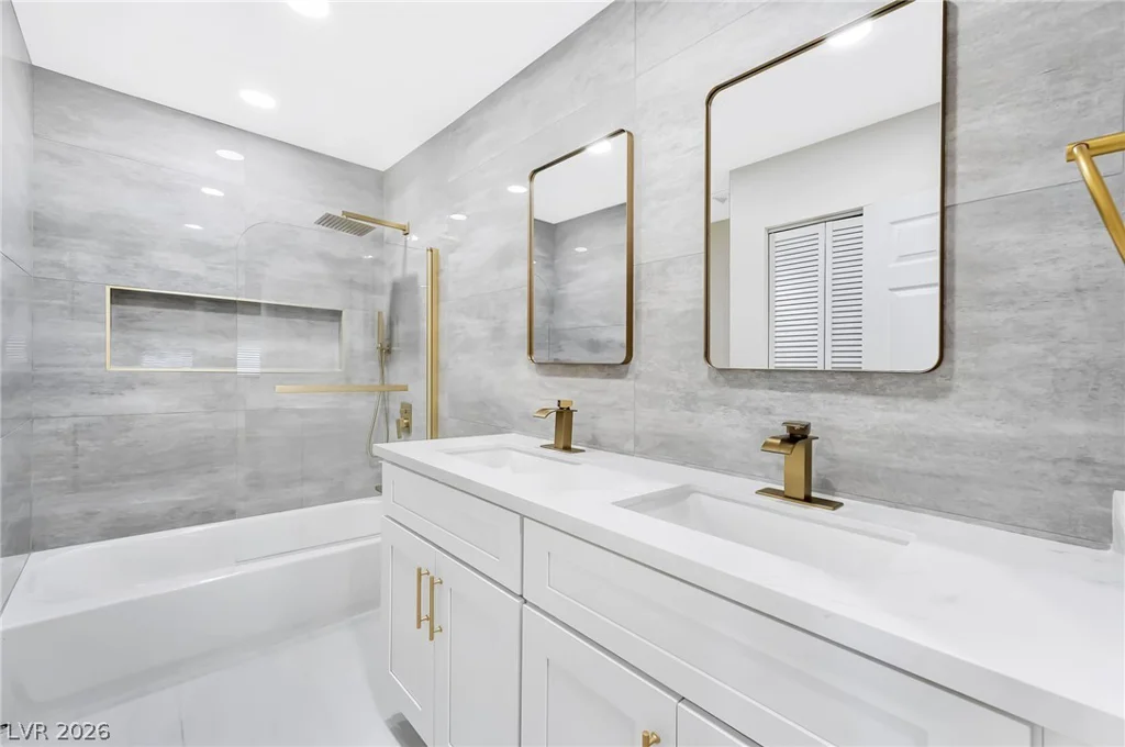 4708 Obannon, Las Vegas, NV 89102