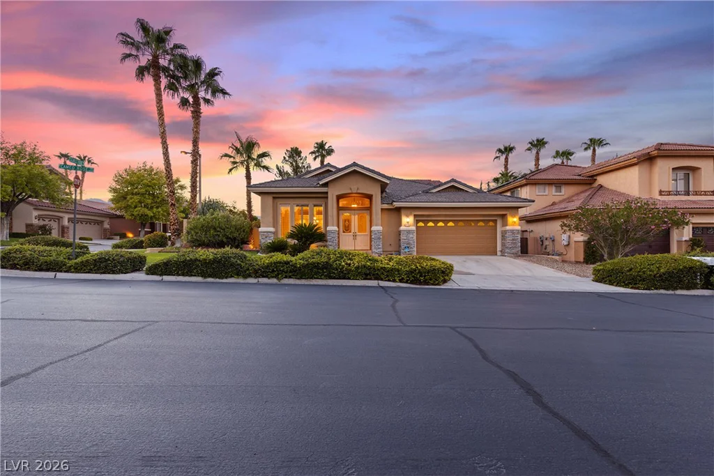 9716 Cameo Rose, Las Vegas, NV 89134