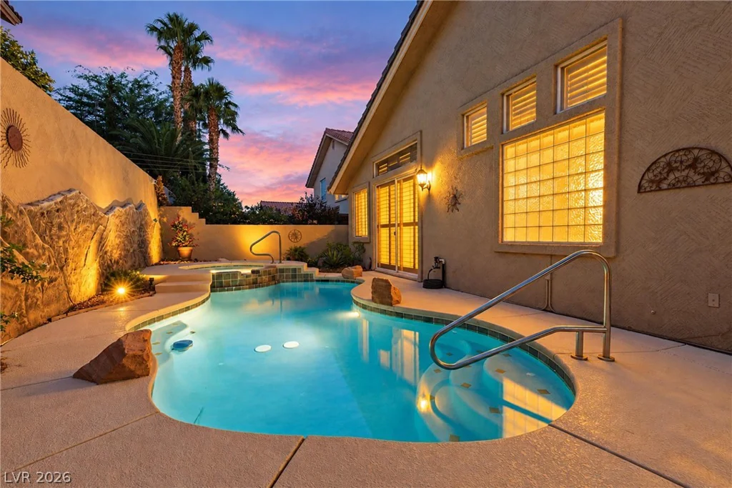 9716 Cameo Rose, Las Vegas, NV 89134