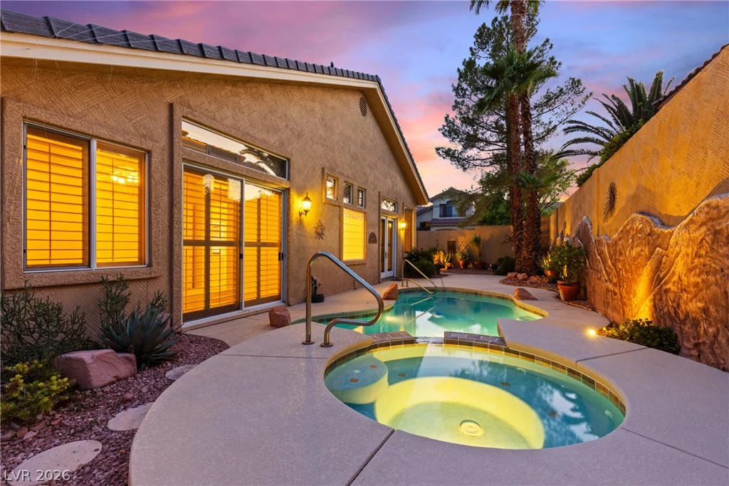 9716 Cameo Rose, Las Vegas, NV 89134