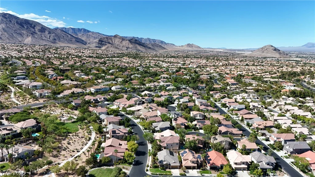 9716 Cameo Rose, Las Vegas, NV 89134
