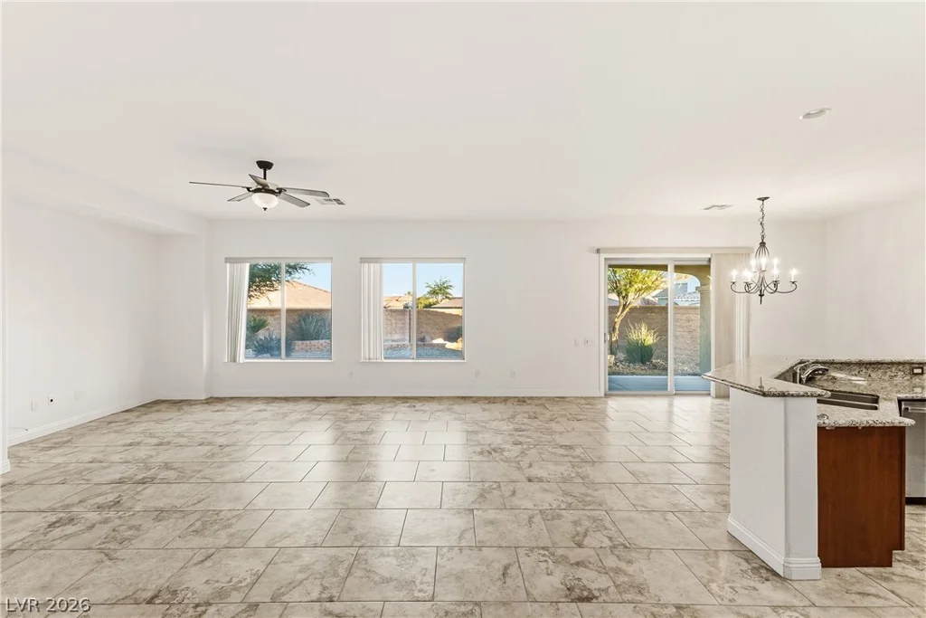 7312 Pinfeather, North Las Vegas, NV 89084