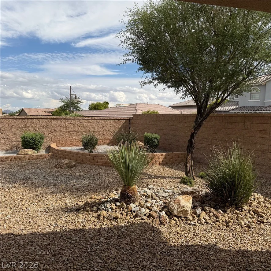 7312 Pinfeather, North Las Vegas, NV 89084