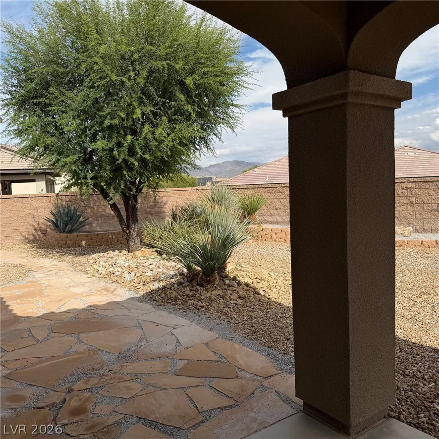 7312 Pinfeather, North Las Vegas, NV 89084