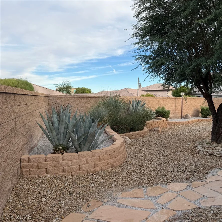 7312 Pinfeather, North Las Vegas, NV 89084