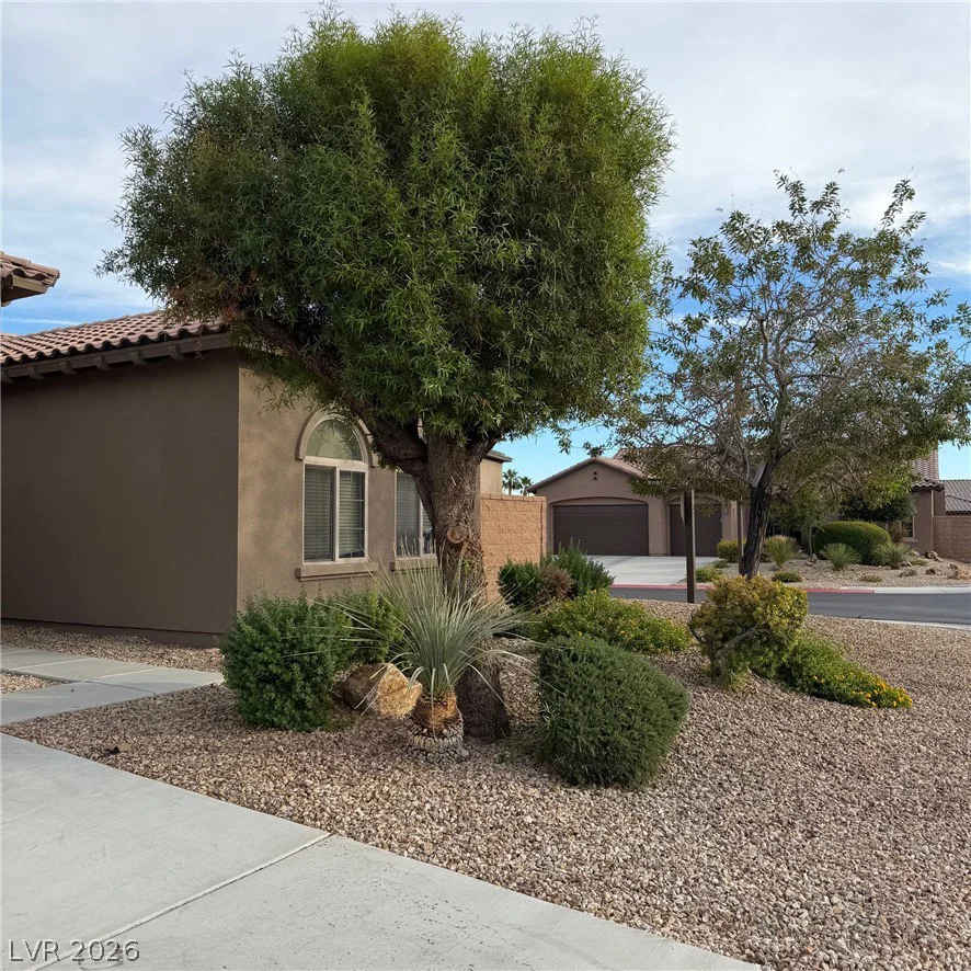 7312 Pinfeather, North Las Vegas, NV 89084