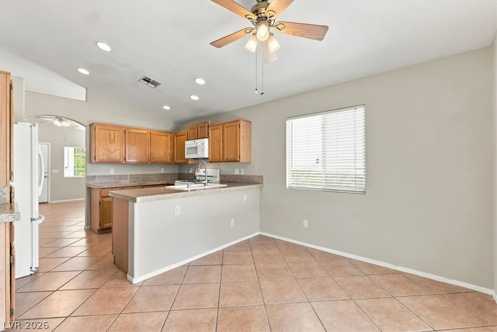 8929 Crooked Shell, Las Vegas, NV 89143