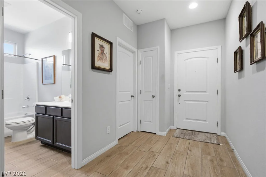 1820 Pebble Cove, Las Vegas, NV 89123