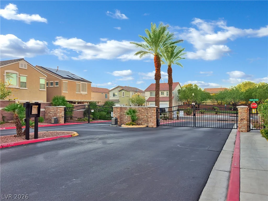 5662 Point Loma, Las Vegas, NV 89122