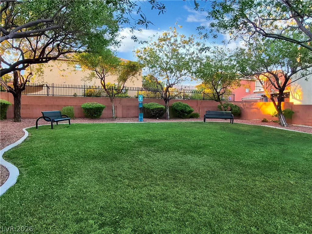 5662 Point Loma, Las Vegas, NV 89122