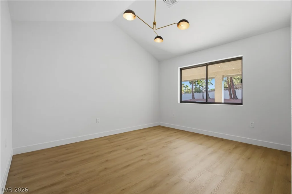 3035 Belcastro, Las Vegas, NV 89117