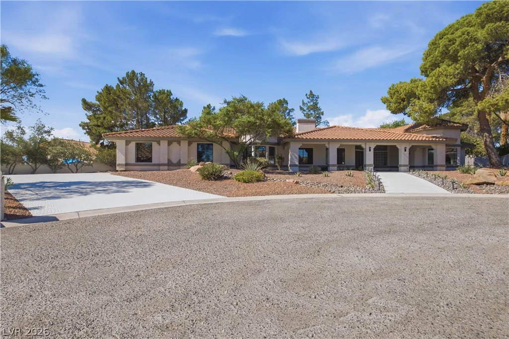3035 Belcastro, Las Vegas, NV 89117
