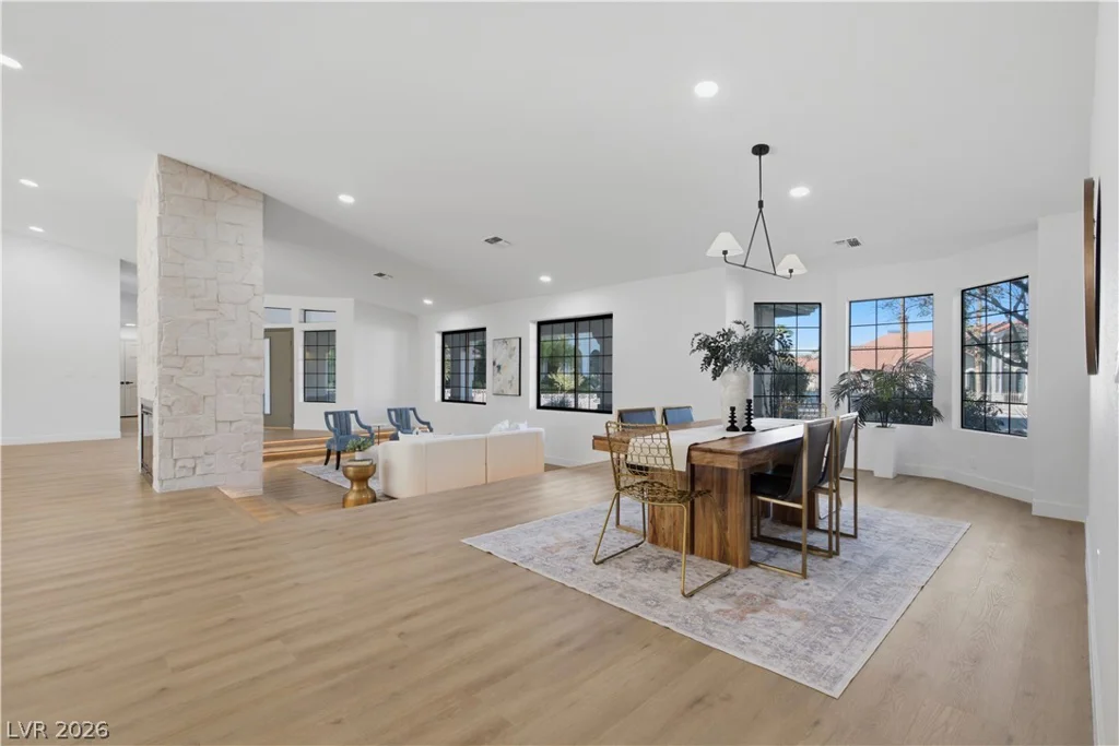 3035 Belcastro, Las Vegas, NV 89117