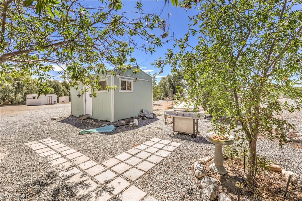 251 Melanie, Pahrump, NV 89060