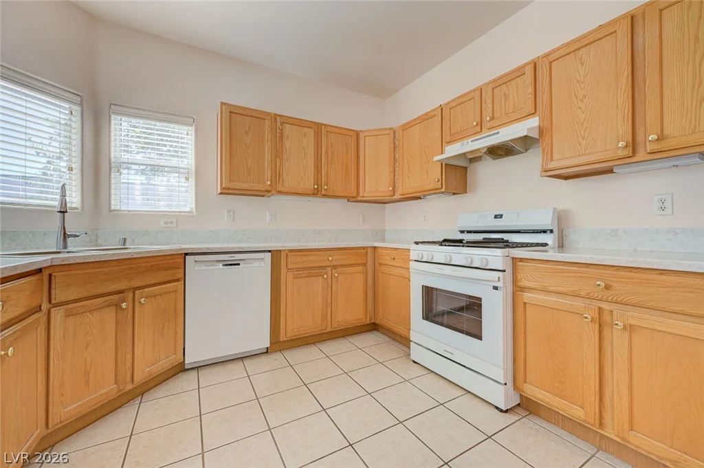 2152 Gravel Hill, Las Vegas, NV 89117