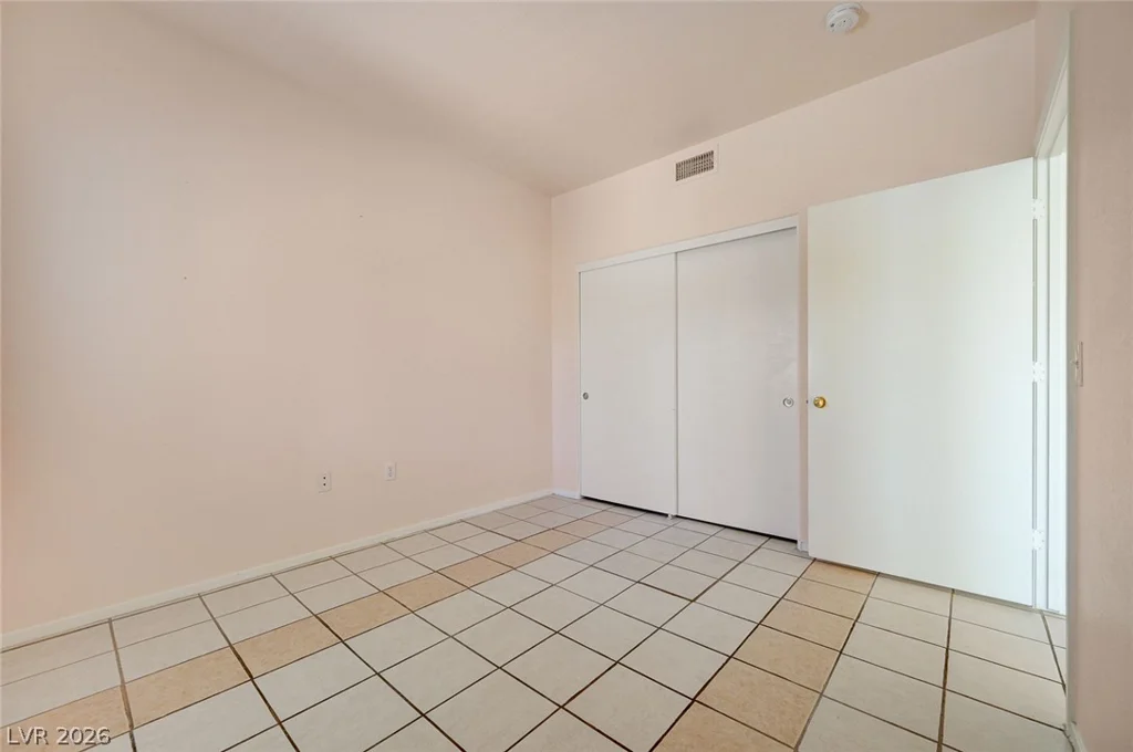 2152 Gravel Hill, Las Vegas, NV 89117