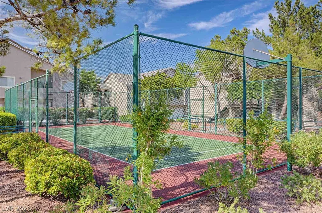 2152 Gravel Hill, Las Vegas, NV 89117