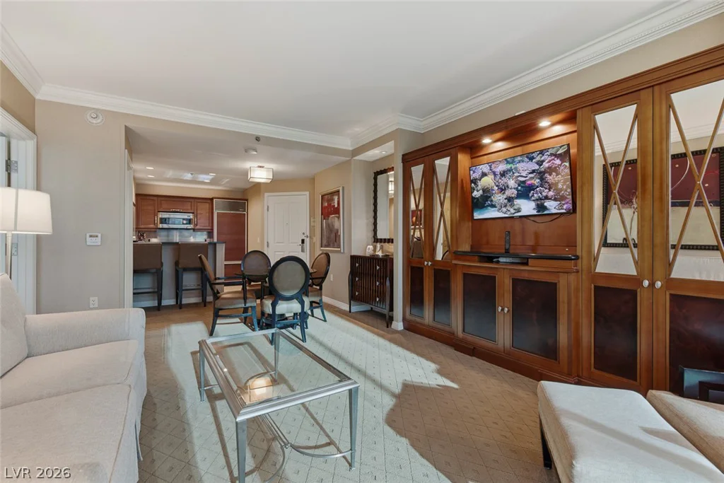 125 Harmon, Las Vegas, NV 89109