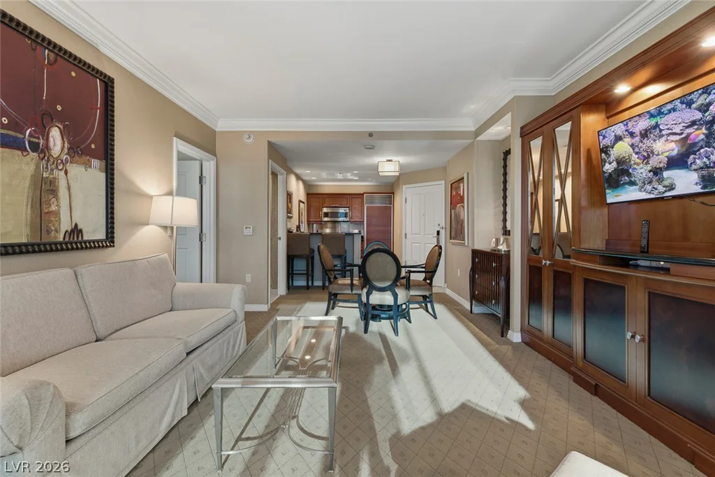 125 Harmon, Las Vegas, NV 89109