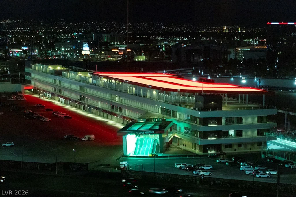 125 Harmon, Las Vegas, NV 89109