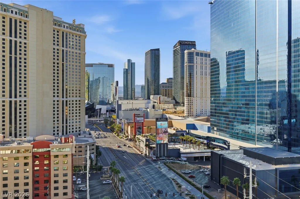 125 Harmon, Las Vegas, NV 89109