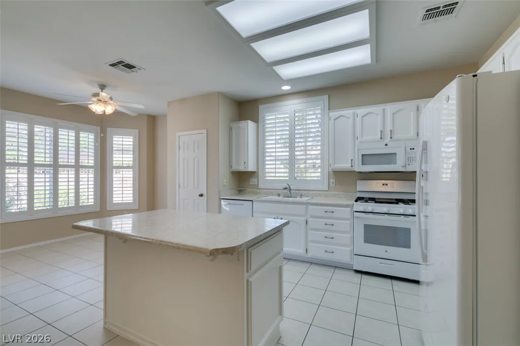 431 VINEWOOD, Henderson, NV 89012