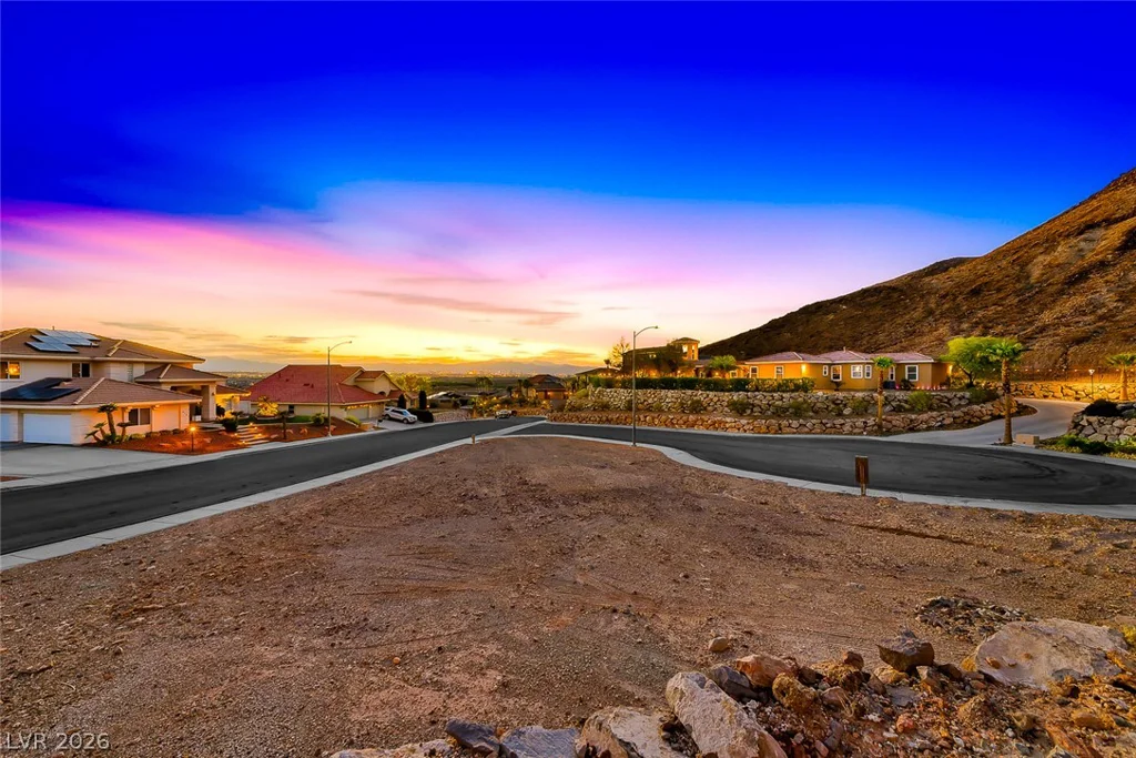 1157 Big Bird, Henderson, NV 89011