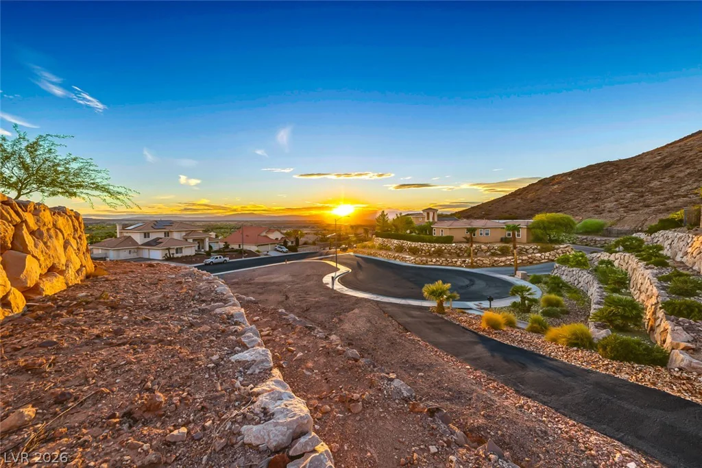 1157 Big Bird, Henderson, NV 89011