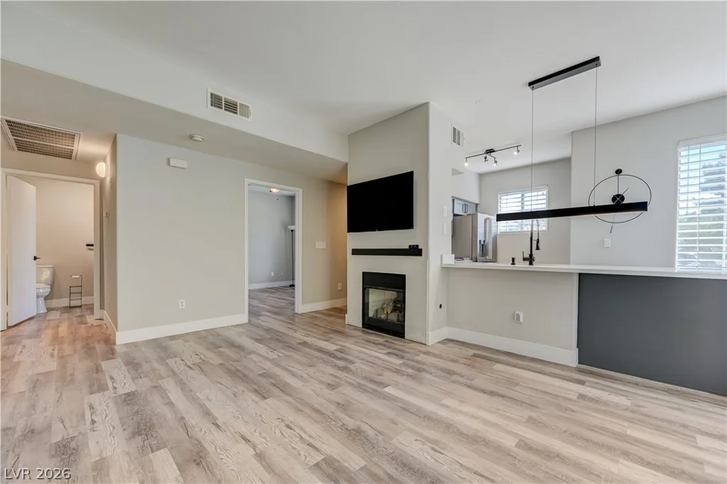 9050 Warm Springs, Las Vegas, NV 89148