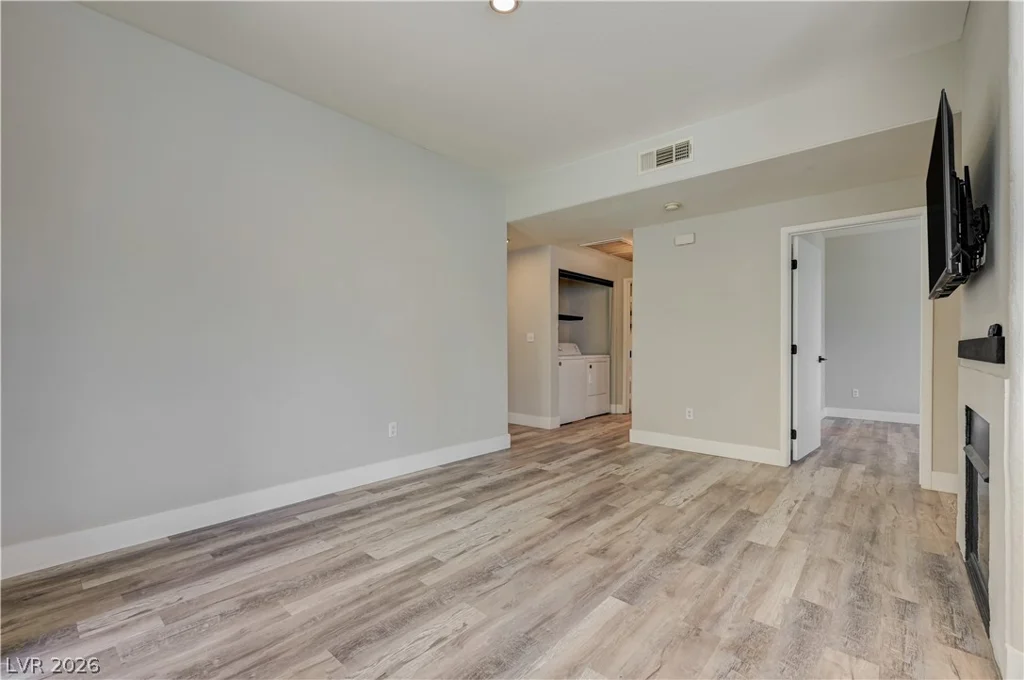 9050 Warm Springs, Las Vegas, NV 89148