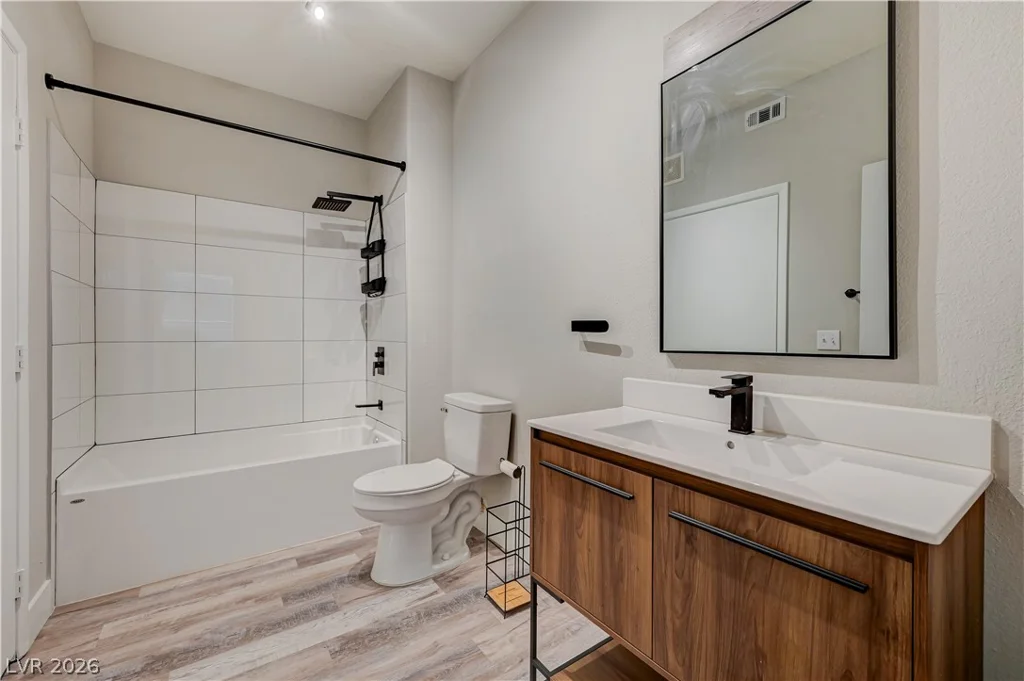9050 Warm Springs, Las Vegas, NV 89148