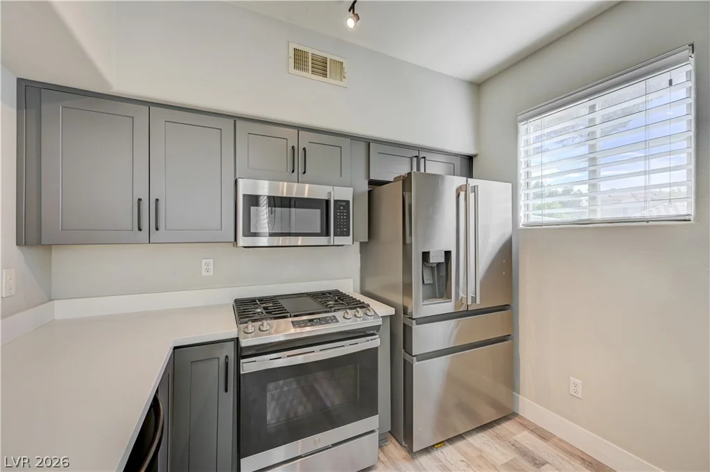 9050 Warm Springs, Las Vegas, NV 89148