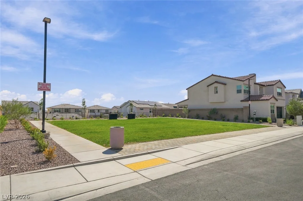 10404 Vista Argento, Las Vegas, NV 89166