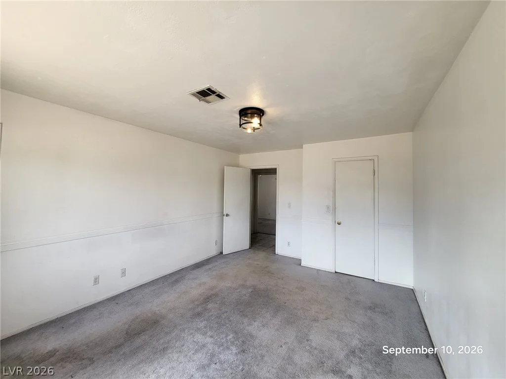 6801 High Bluff, Las Vegas, NV 89108