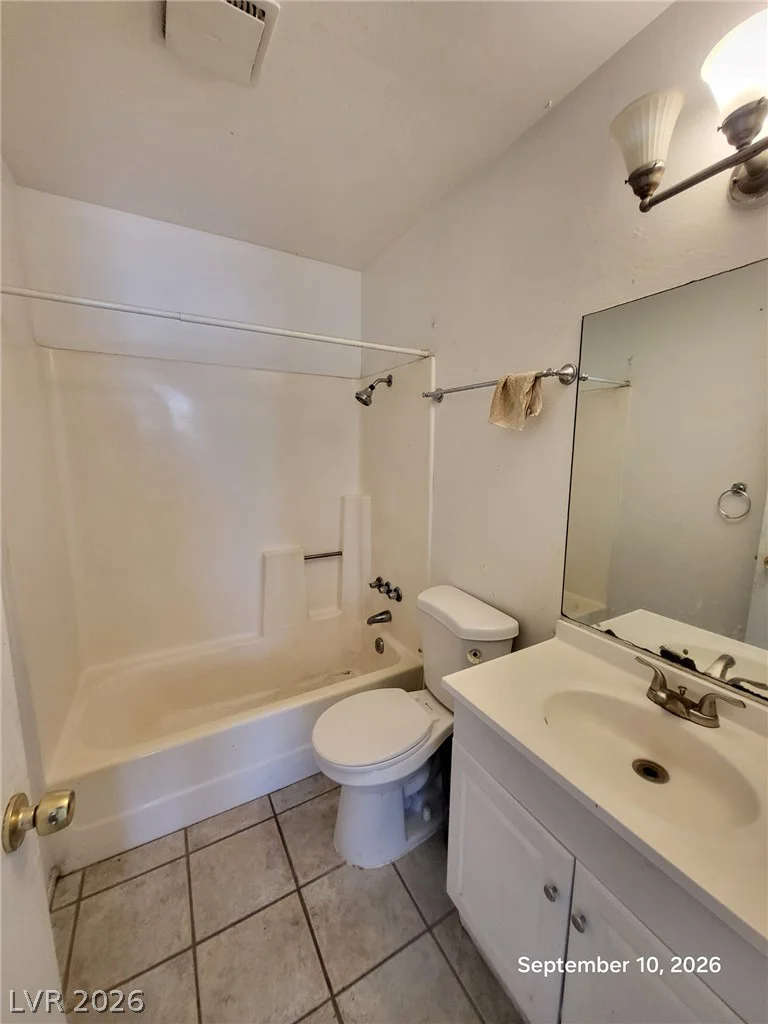 6801 High Bluff, Las Vegas, NV 89108