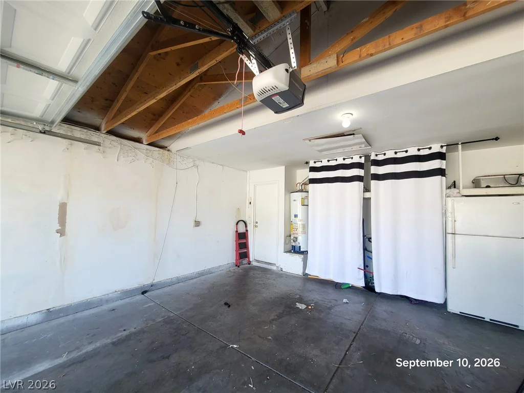 6801 High Bluff, Las Vegas, NV 89108