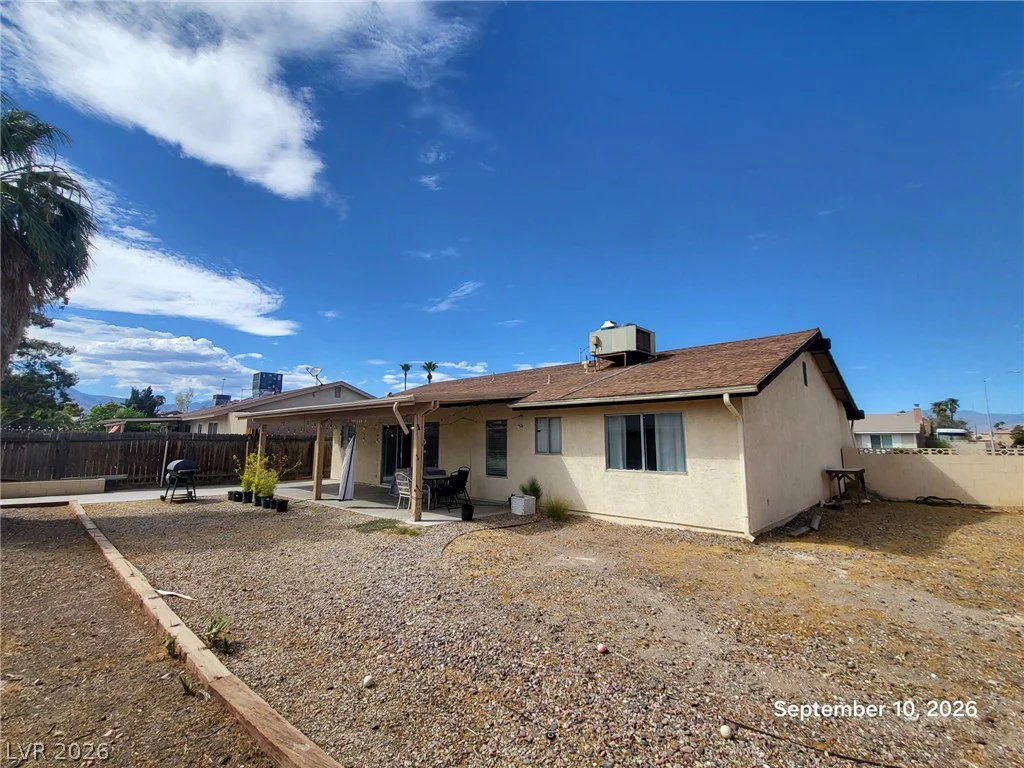 6801 High Bluff, Las Vegas, NV 89108