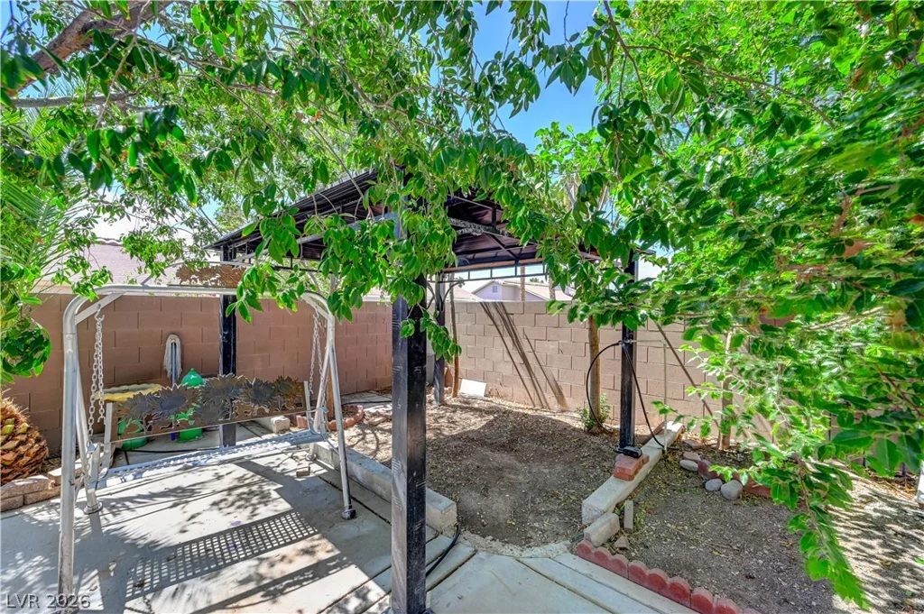 4605 Rachel Ann, North Las Vegas, NV 89031